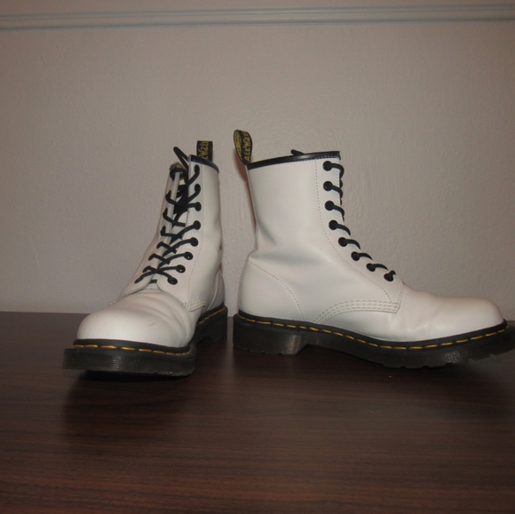 White Dr. Marten boots - Picture 1 of 5